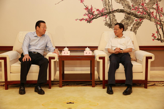 王毅董事长出席中国信保与广西自治区政府深化合作签约暨广西分公司成立仪式